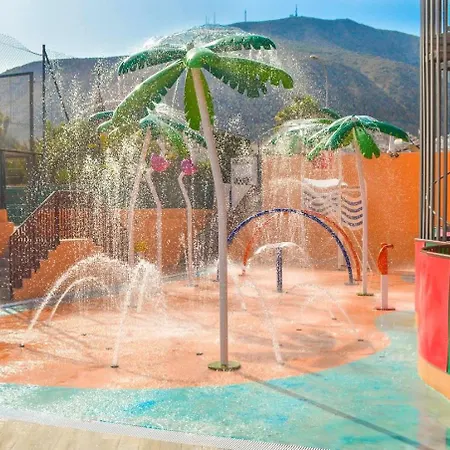 Chic & Artistic Los Cristianos * 洛斯克里斯蒂亚诺斯