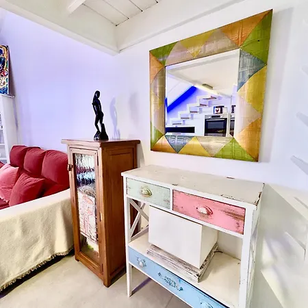 Chic & Artistic Los Cristianos 公寓 *